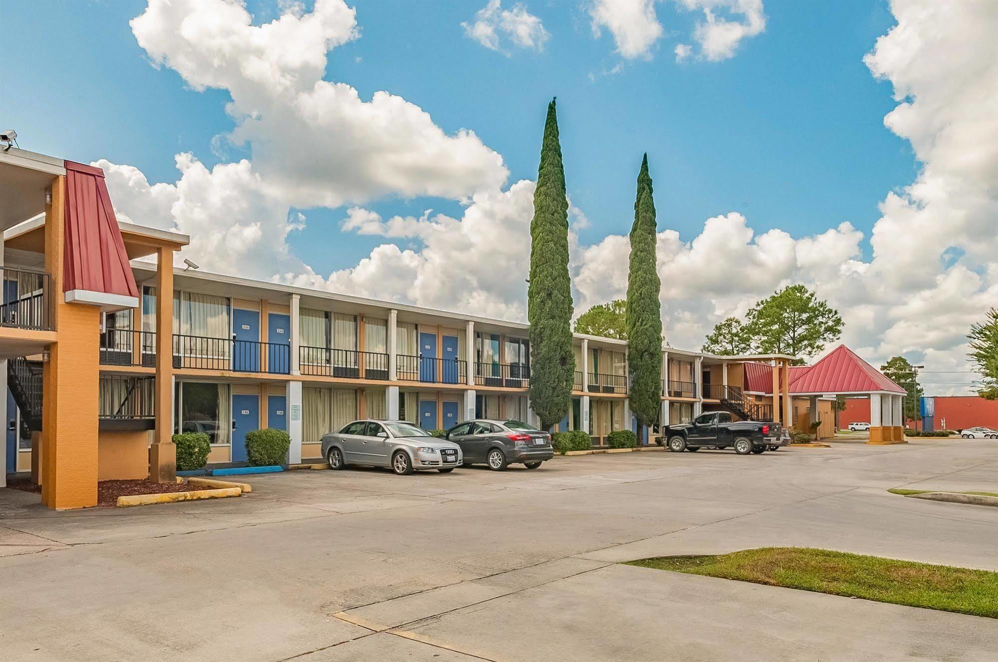Executive Thibodaux New Orleans Hotel Exterior foto
