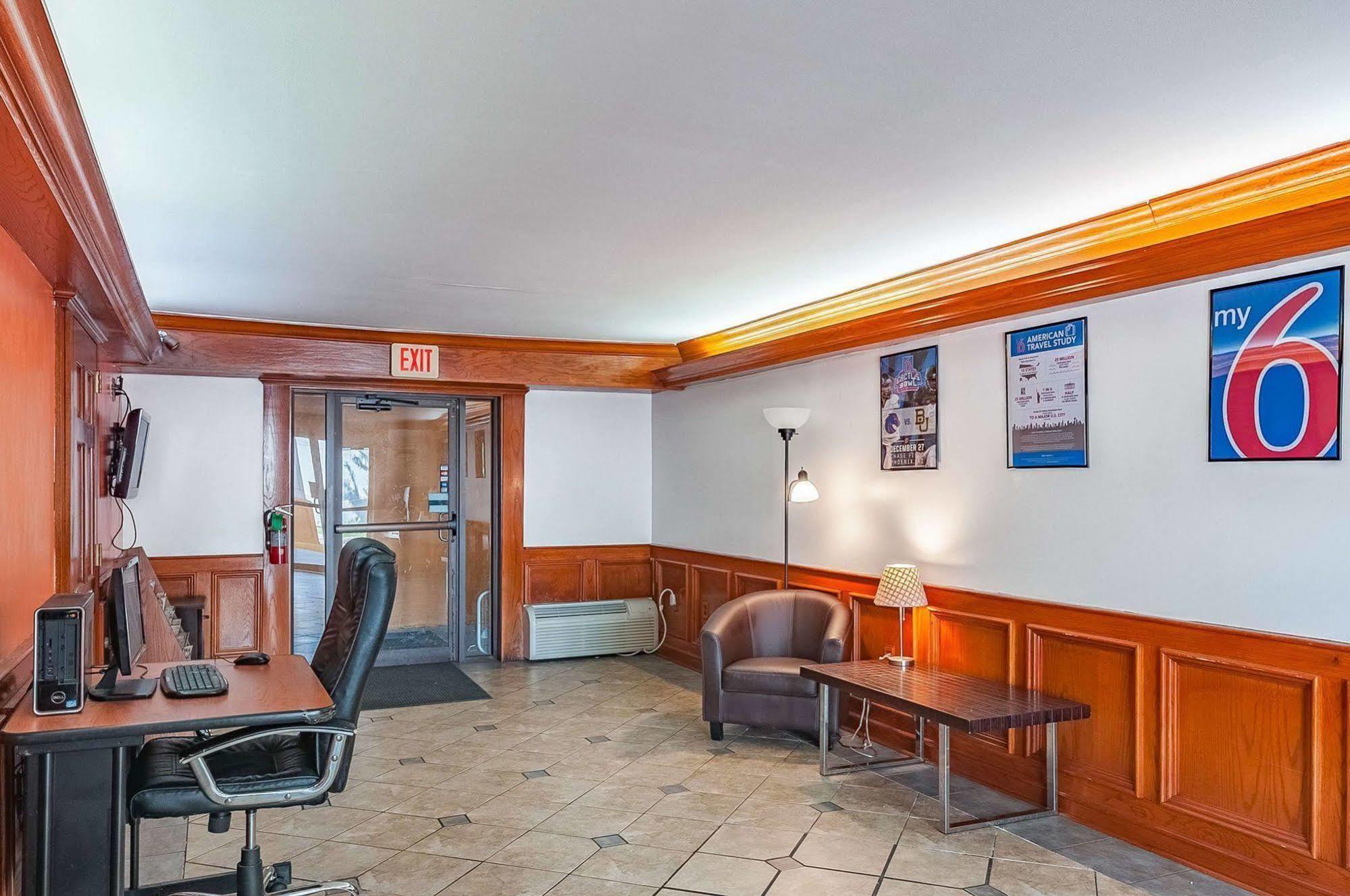 Executive Thibodaux New Orleans Hotel Exterior foto