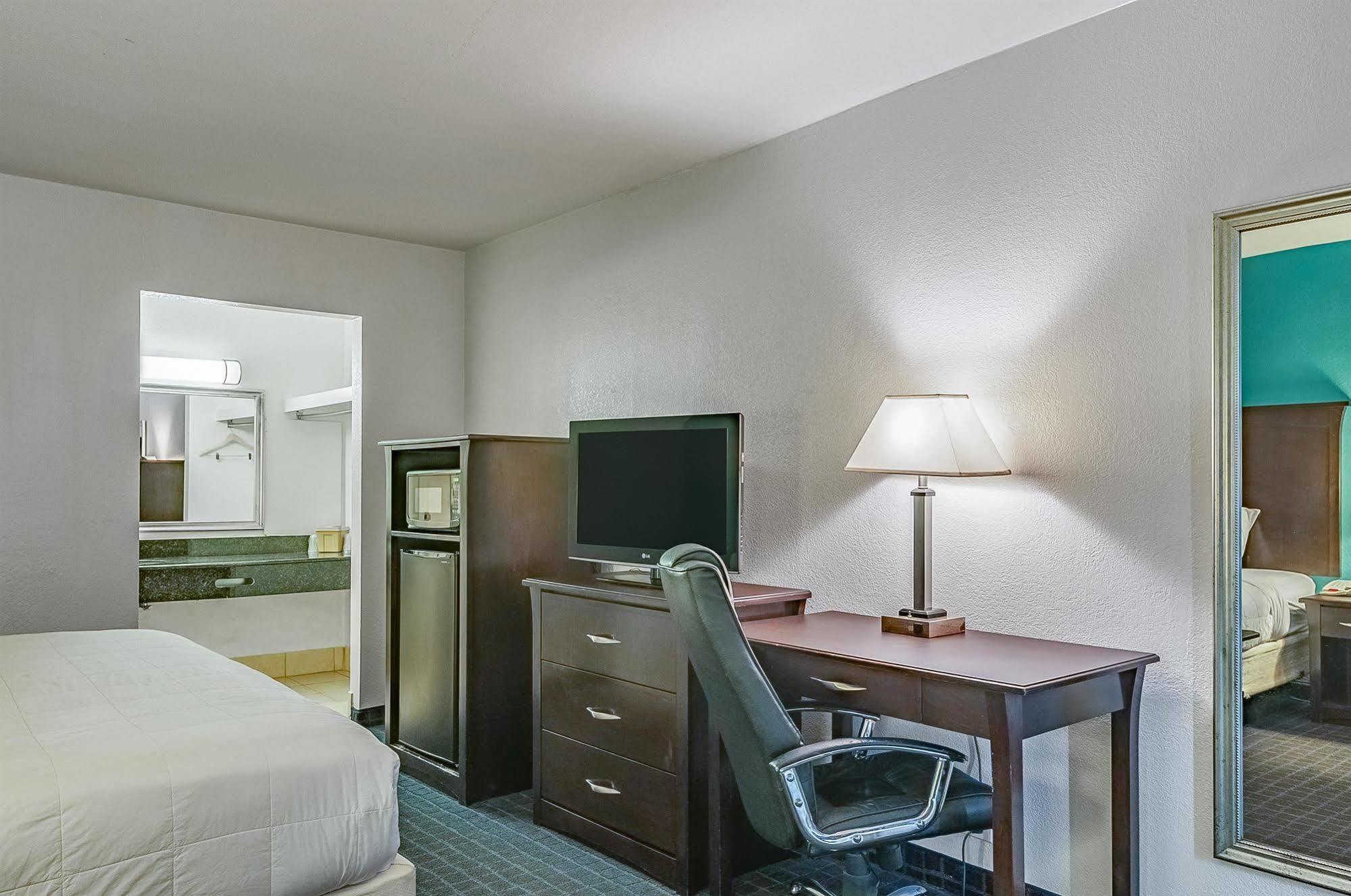 Executive Thibodaux New Orleans Hotel Exterior foto