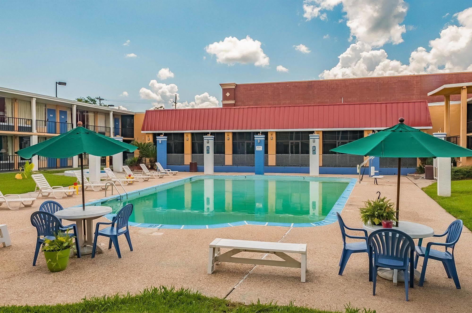 Executive Thibodaux New Orleans Hotel Exterior foto